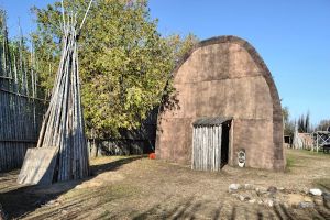 DSC_0586 longhouse view from south