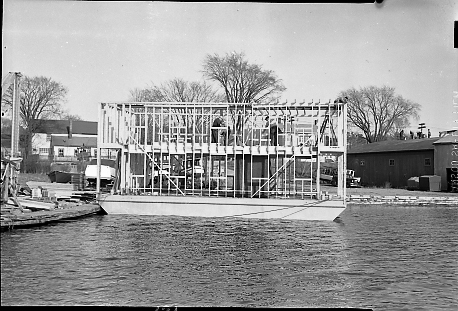 1994 0132 0132 Hydro Houseboat